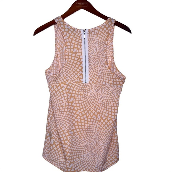CYNTHIA STEFFE Zipper Back Sleeveless Top Size Medium in Orange and White Spiral - Picture 2 of 15